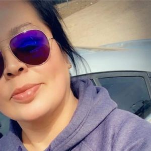 Meet your Posher, Priscilla